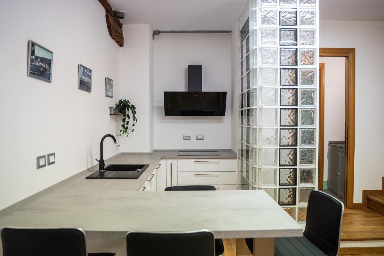 9B The Appartments Триест Экстерьер фото
