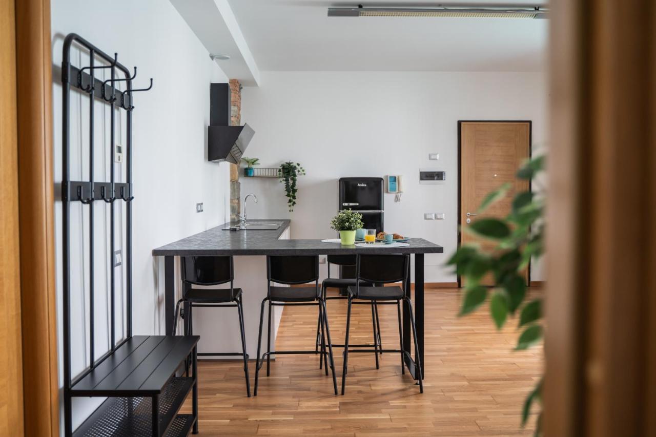 9B The Appartments Триест Экстерьер фото